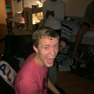 Meet your Posher, Justin